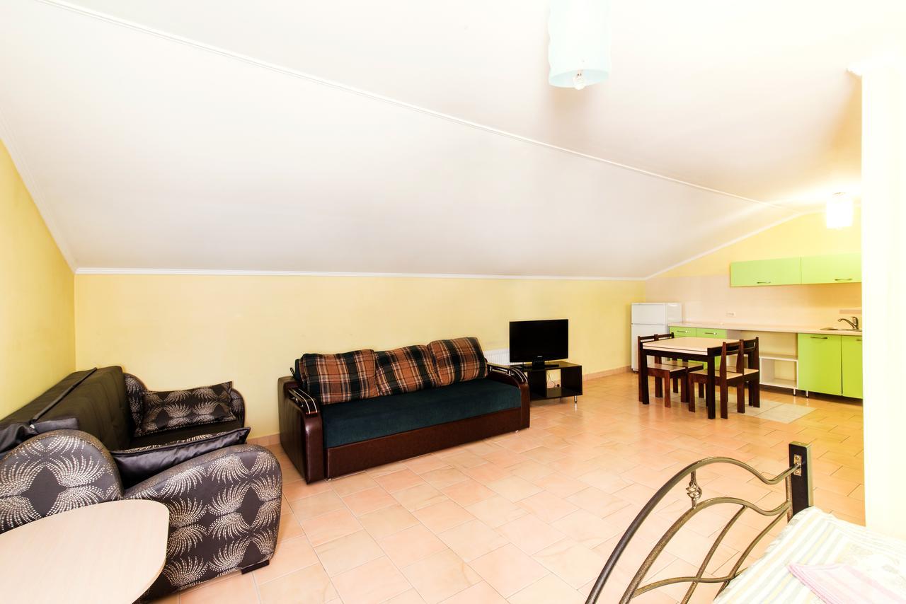 Inter Hotel Ternopil Eksteriør bilde