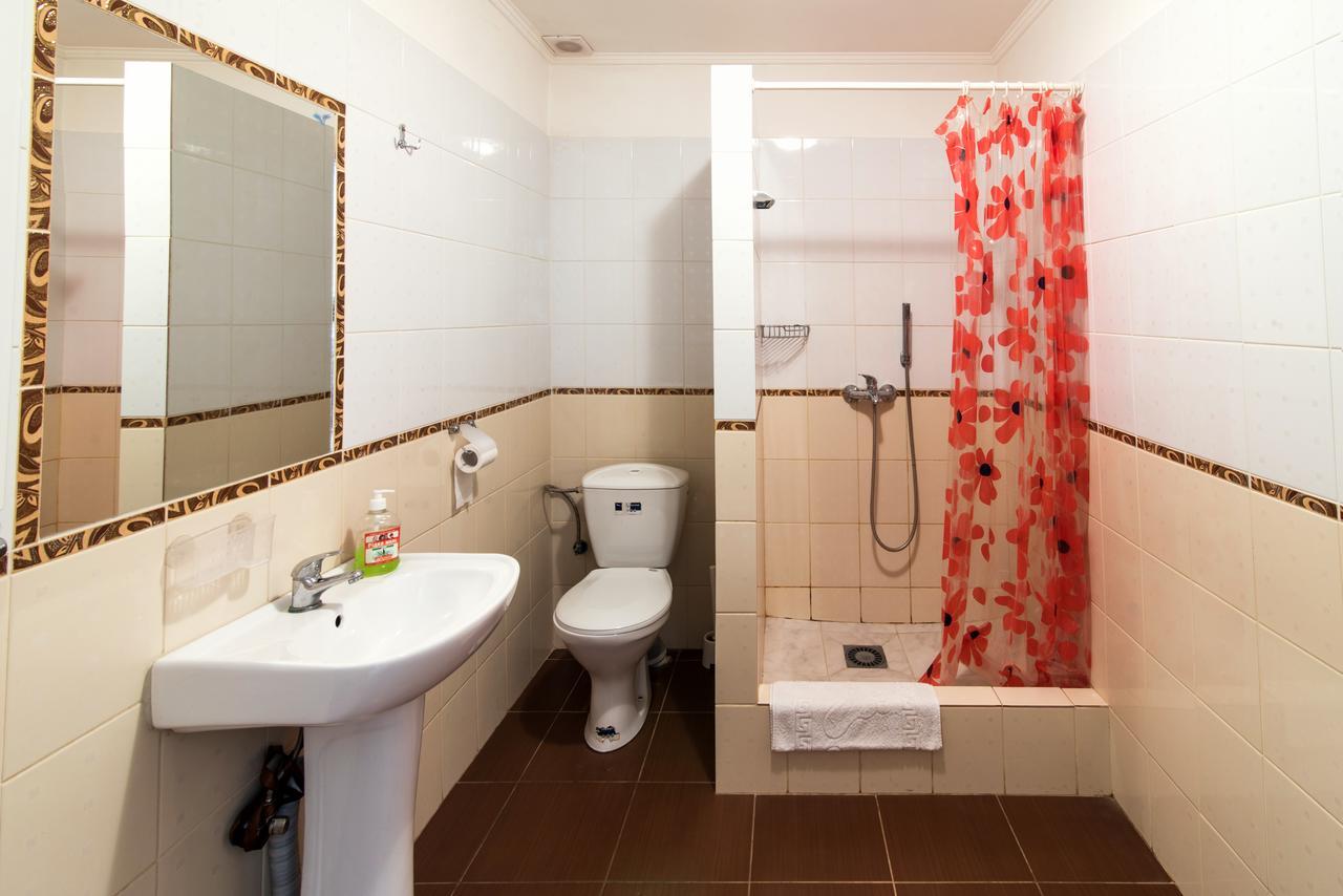 Inter Hotel Ternopil Eksteriør bilde