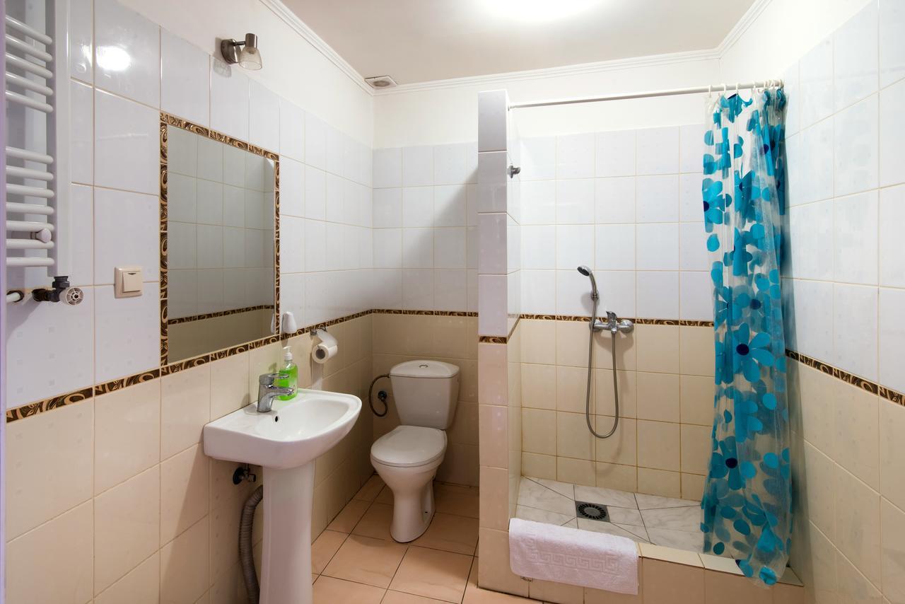Inter Hotel Ternopil Eksteriør bilde