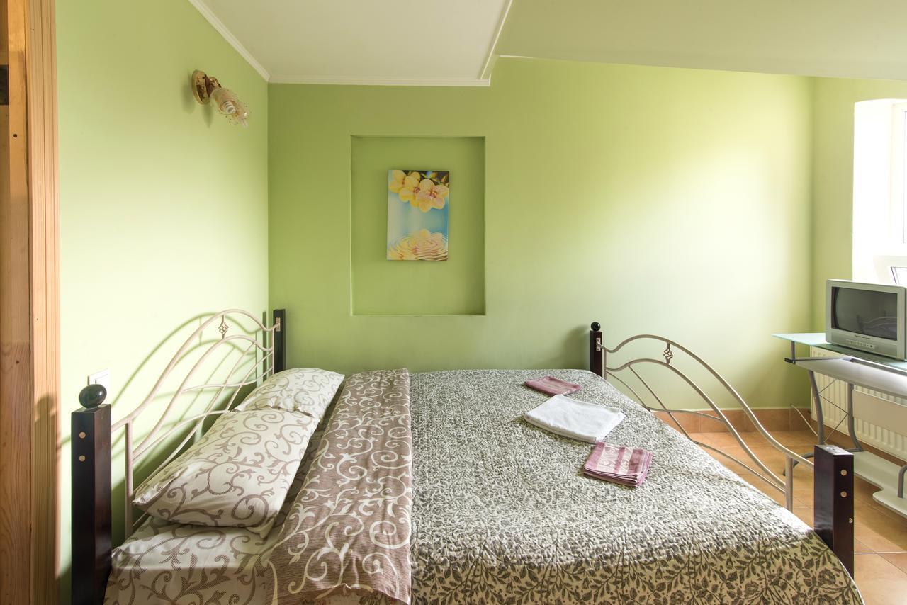 Inter Hotel Ternopil Eksteriør bilde